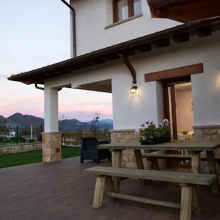 Cuatrovistes Kır Evi San Martin de Bada